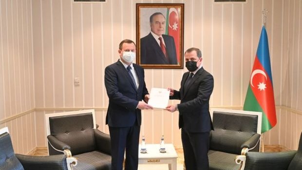Ceyhun Bayramov Belarusun yeni səfirinin etimadnaməsini qəbul etdi - FOTO