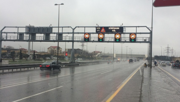 Yağışa görə sürət həddi endirildi
