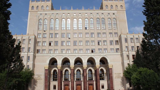 Ramiz Mehdiyev yüksək texnologiyalar parkına yenidən baş direktor təyin etdi