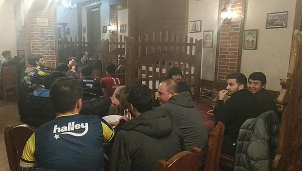 Karantin qaydalarını pozan kafe sahibləri cərimələndi - FOTOLAR