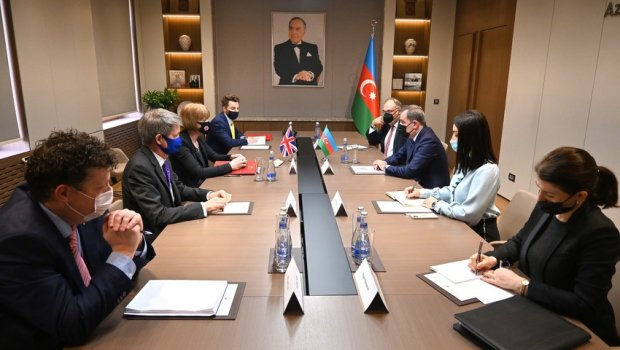 Ceyhun Bayramov Vendi Morton ilə görüşdü