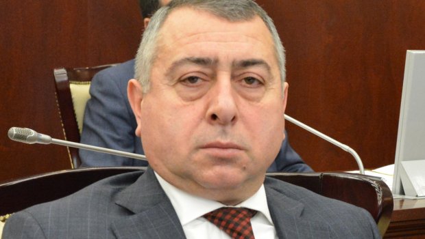 Sabiq deputatın ölkədən çıxışına 