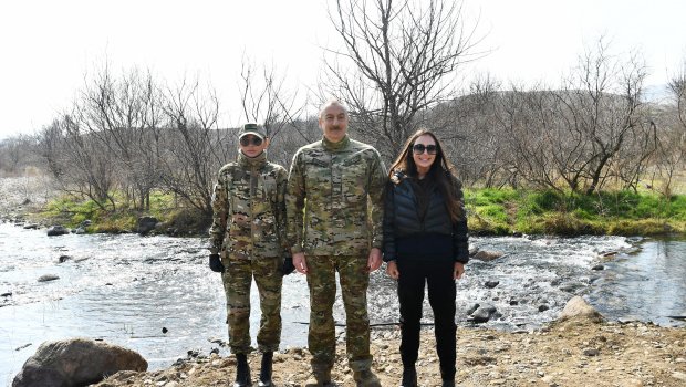 Prezident və ailəsinin işğaldan azad edilən ərazilərə səfərindən FOTOREPORTAJ