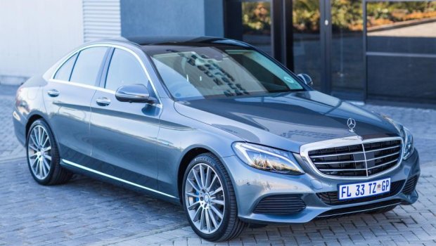 Mercedes 1.3 milyon avtomobili geri çağırır