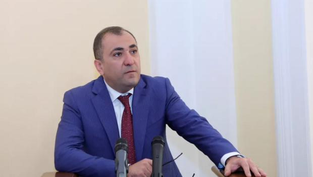 Ermənistanda parlament aparatının sabiq rəhbəri həbs edildi - Cinayətkar qrup yaradıb