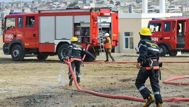 4 otaqlı ev külə döndü - Bakıda