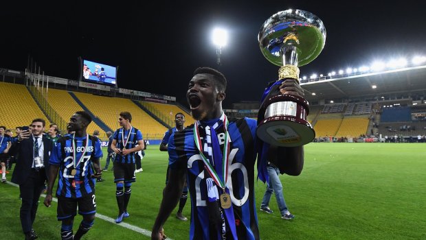 21 yaşlı futbolçu vəfat etdi