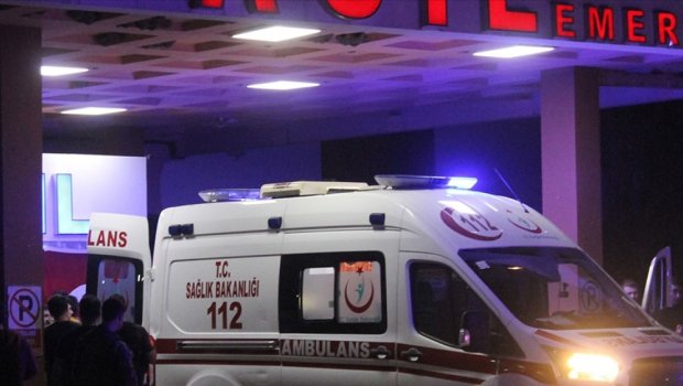 Türkiyədə hərbi avtomobil aşdı: 11 yaralı var