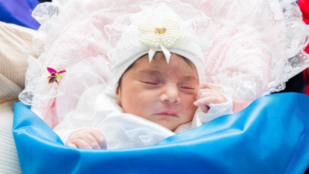 “YAŞAT” Fondunun layihəsi davam edir – Daha bir şəhidin körpəsinə hesab açıldı - FOTO