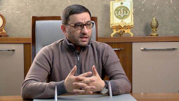 “Bir təbbəsüm intihardan xilas edə bilər” - Hacı Şahin