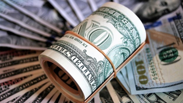 Dolların bu günə olan məzənnəsi