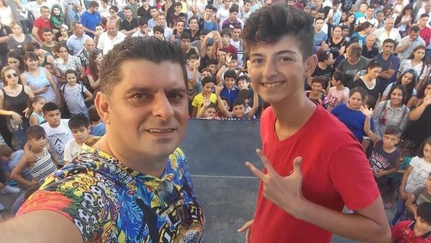 Oğlundan ölən aktyorla bağlı paylaşım