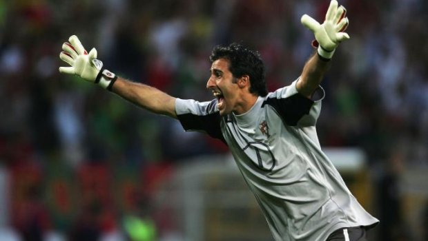 Təxminən 90 metrdən rəqib çərçivəsinə düşən qolkiper - Fantastik QOL - VİDEO