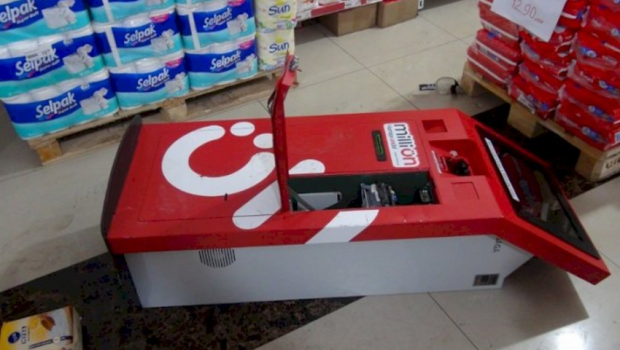 2 ödəmə terminalını oğurlayanlar saxlanıldı