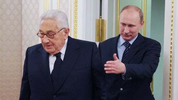 Soyuq müharibə dövrünə giriş – Rusiyaya qarşı “Kissincer diplomatiyası” işə düşür