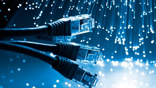Azərbaycan şirkəti Avropadan Cənubi Qafqaza gələn internet trafikini nəzarətə götürdü - FOTO