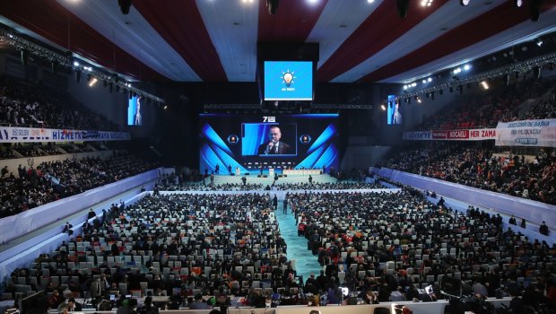 Erməni həkim Ərdoğanın partiyasında məsul vəzifəyə seçildi - FOTO 