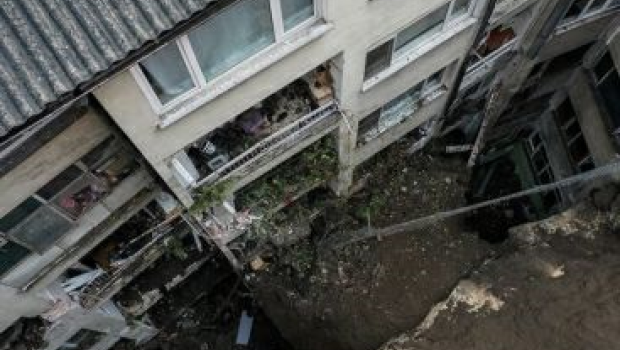 Türkiyədə SÜRÜŞMƏ - 7 bina, 60 ailə.... - VİDEO