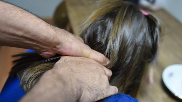 Bakıda həyat yoldaşını döyən şəxslə bağlı cinayət işi başladı - FOTO 