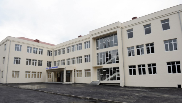 Bakıda ağılasığmaz hadisə - Məktəbdən elə şey oğurladılar ki…   