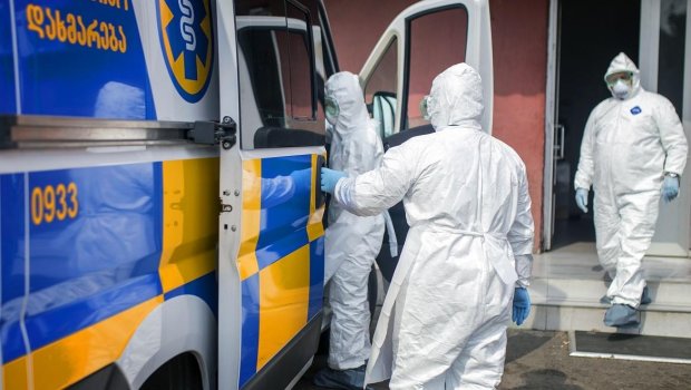 Qonşu ölkə virusun üçüncü dalğasını elan etdi - Azərbaycanda necə?