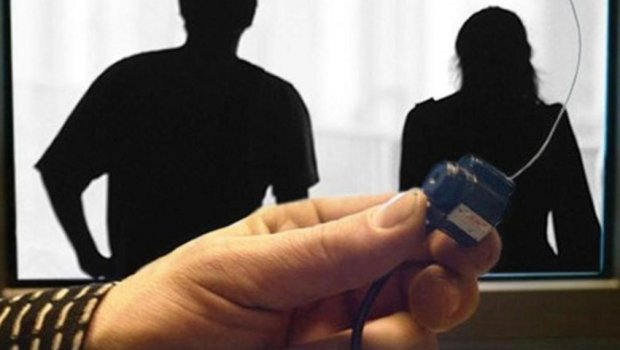 ''Qadınlarla intim münasibətini çəkib arvadına göstərdi'' - Azərbaycanda kişidən utancverici HƏRƏKƏT - VİDEO