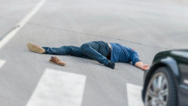 Lənkəranda yük maşını yeniyetməni vurub qaçdı - FOTO