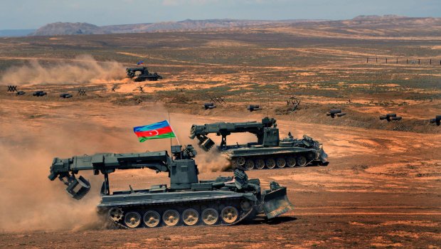 “Bu məsələlər həllini tapmasa, qarşıda bizi yeni hərbi qarşıdurma gözləyir” – Qabil Hüseynli hansı məsələləri NƏZƏRDƏ TUTUR