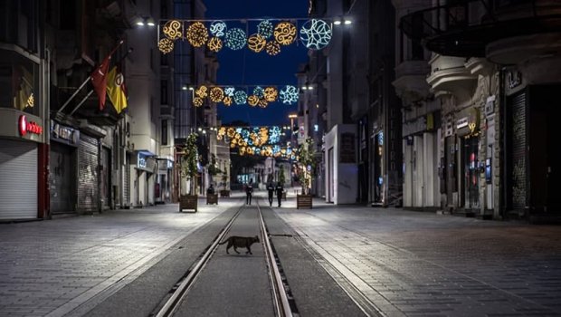 Türkiyədə qadağalar yenidən sərtləşdirildi - COVID-19 can alır