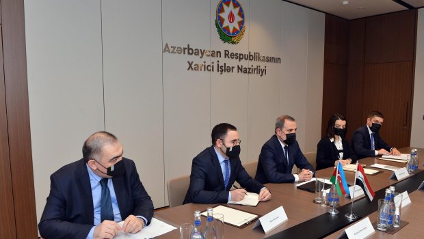 Nazir İraq parlamentinin komitə sədri ilə görüşdü - FOTO