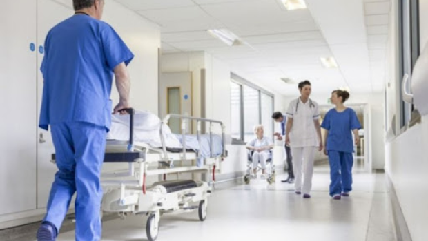 Gədəbəy sakini xəstəxanada intihar etdi