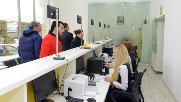 Maaş kartları, seyf, möhür bir gecədə yox oldu - Masallı poçt şöbəsində qarət