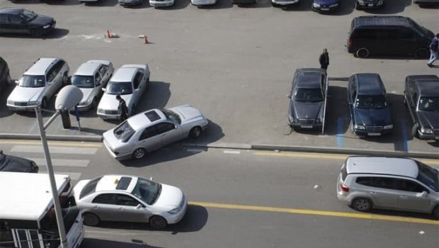 Ötən il icrasına 6 milyon pul xərclənən PARKLAMA - “BNA 4 ildir qayda yarada bilmir, cərimə isə var”