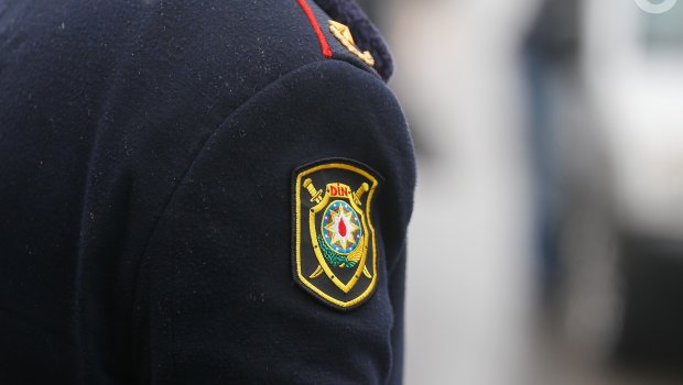 Polis ad günü keçirənləri cərimələdi - FOTO