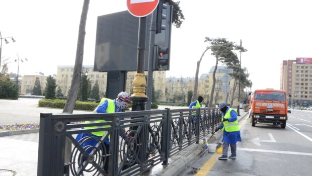 Bakı küçələri dezinfeksiya edildi - FOTOLAR