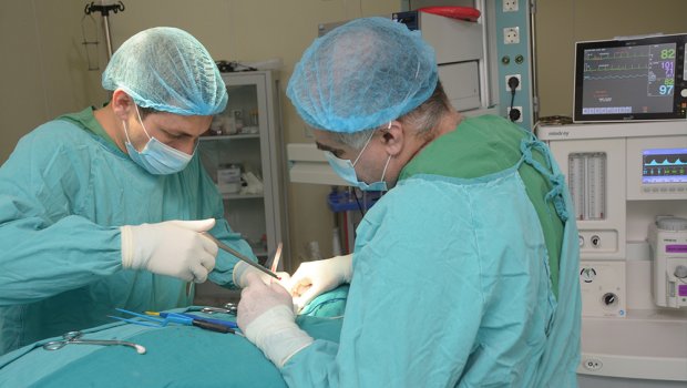 Azərbaycanlı aktrisa əməliyyat olundu - FOTO