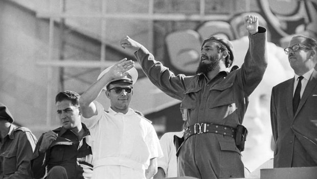 Yuri Qaqarinin qızı atasının inqilabçı dostu Fidel Kastrodan danışdı