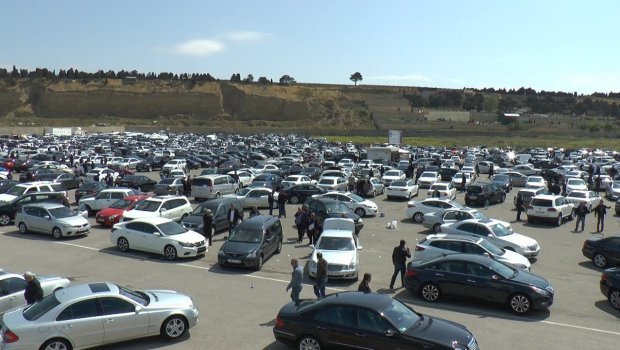 Avtomobillərin şüşələrinə örtüklərin çəkilməsinin yeni qaydası hazırlanacaq