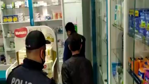 Bakıda maskalı şəxs apteki belə qarət etdi - Oğurluğun ANBAAN VİDEOSU