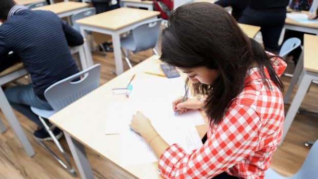 Bu gün tam orta təhsil səviyyəsi üzrə buraxılış imtahanları keçiriləcək