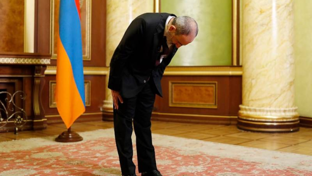 Rəsmi Bakı Paşinyana şeirlə cavab verdi - 