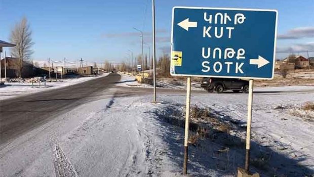 Zod qızıl yatağının bir qrup əməkdaşı yolu bağladı – Ermənilər nəyə etiraz edirlər?