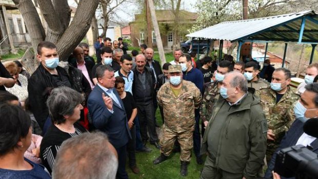 Ermənistan prezidenti Azərbaycanla sərhədə gəldi – “Otlaqlarımız azərbaycanlıların nəzarətinə keçib”