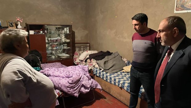 Paşinyan Azərbaycanın Şurnuxu kəndinə gəldi - FOTOLAR