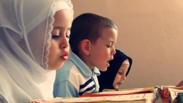 Azərbaycanda uşaqların dini etiqada məcbur edilməsi qadağan olunur