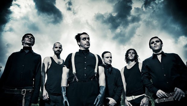 “Rammsteyn” rusca oxudu - VİDEO