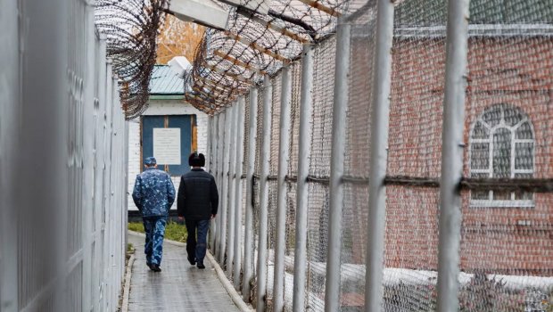 6 təqaüdçünü öldürən şəxsə ömürlük həbs cəzası verildi