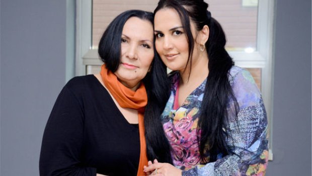 Aşıq Ulduz 145 min manatlıq torpağı haqda açıqlama verdi – “Bizdən pul qoparmaq istəyirlər” - VİDEO