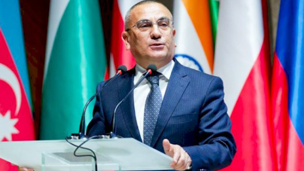 Şəmkirin icra başçısı  bələdiyyənin 3 milyonluq mülkiyyətini oğluna 40 manata satıb