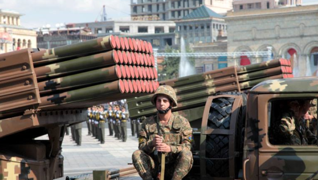 Ermənistana yenidən silah verən ölkələrin SİYAHISI 